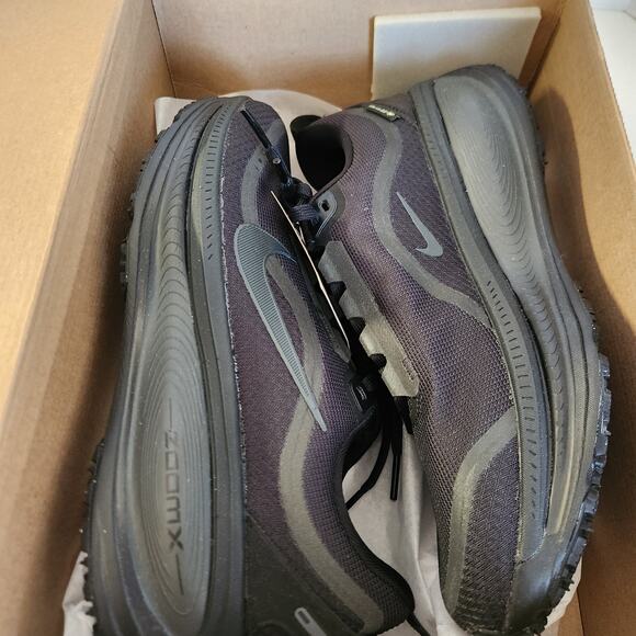 Nike Mens Vomero 18 Gore-TEX Black/Anthracite 8 Medium